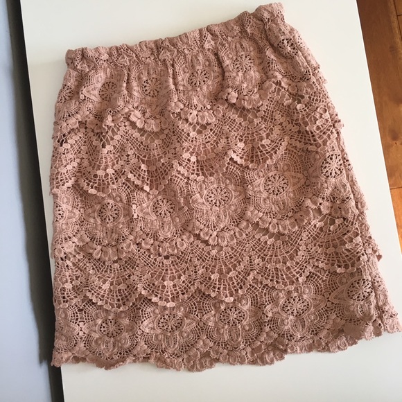 C.3 Urban outfitters lace skirt - Picture 5 of 8